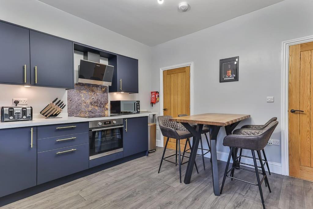 Luxury Spacious Pad With Games Room Sheffield Exterior photo